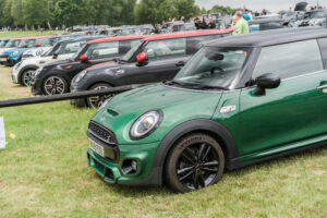 modern mini cooper, bmw